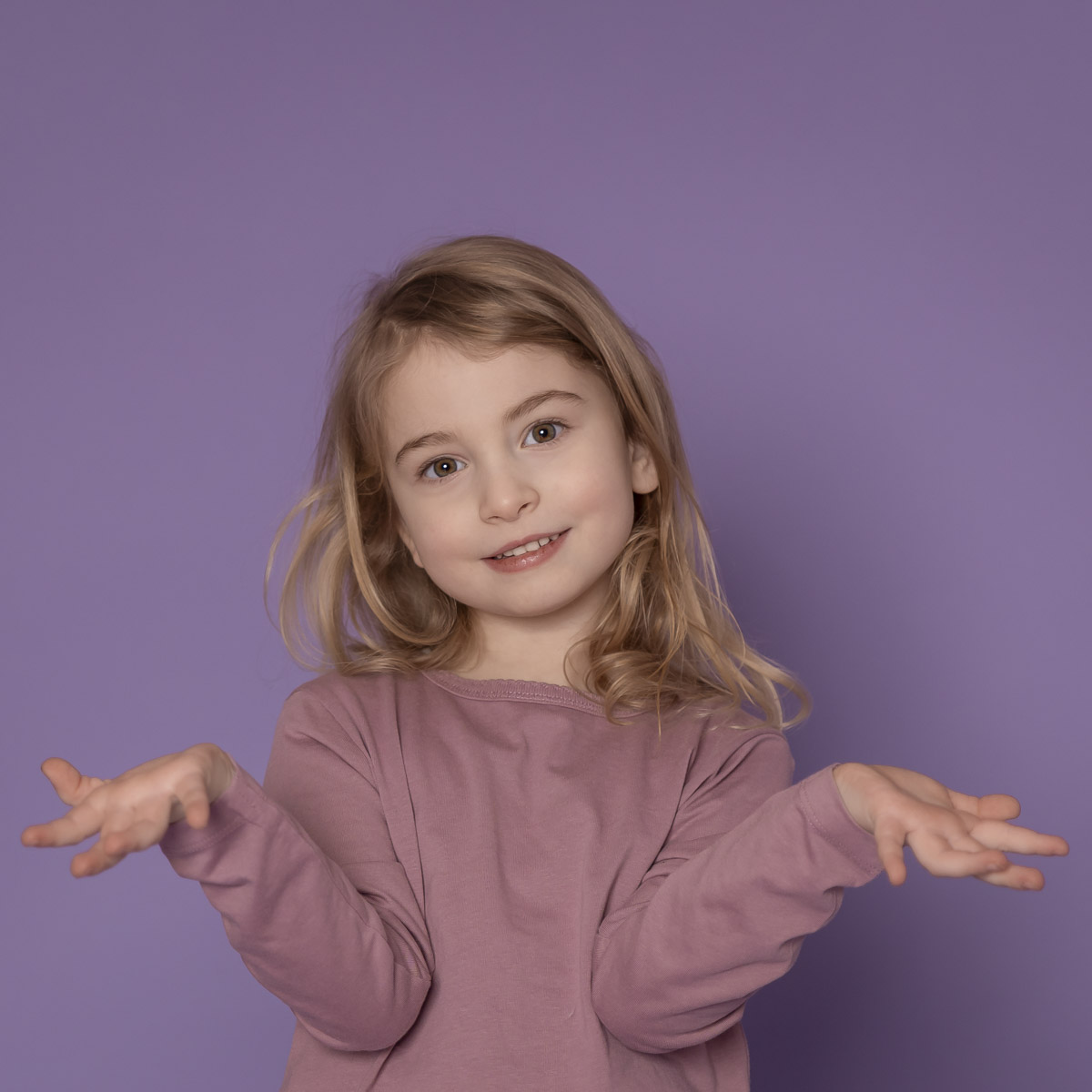 Nicole Dietrich Fotografie ColorStudioKids Regensburg Kinderfotografie ( Von ) Nicole Dietrich Fotografie ColorStudioKids Regensburg Kinderfotografie ( Von )